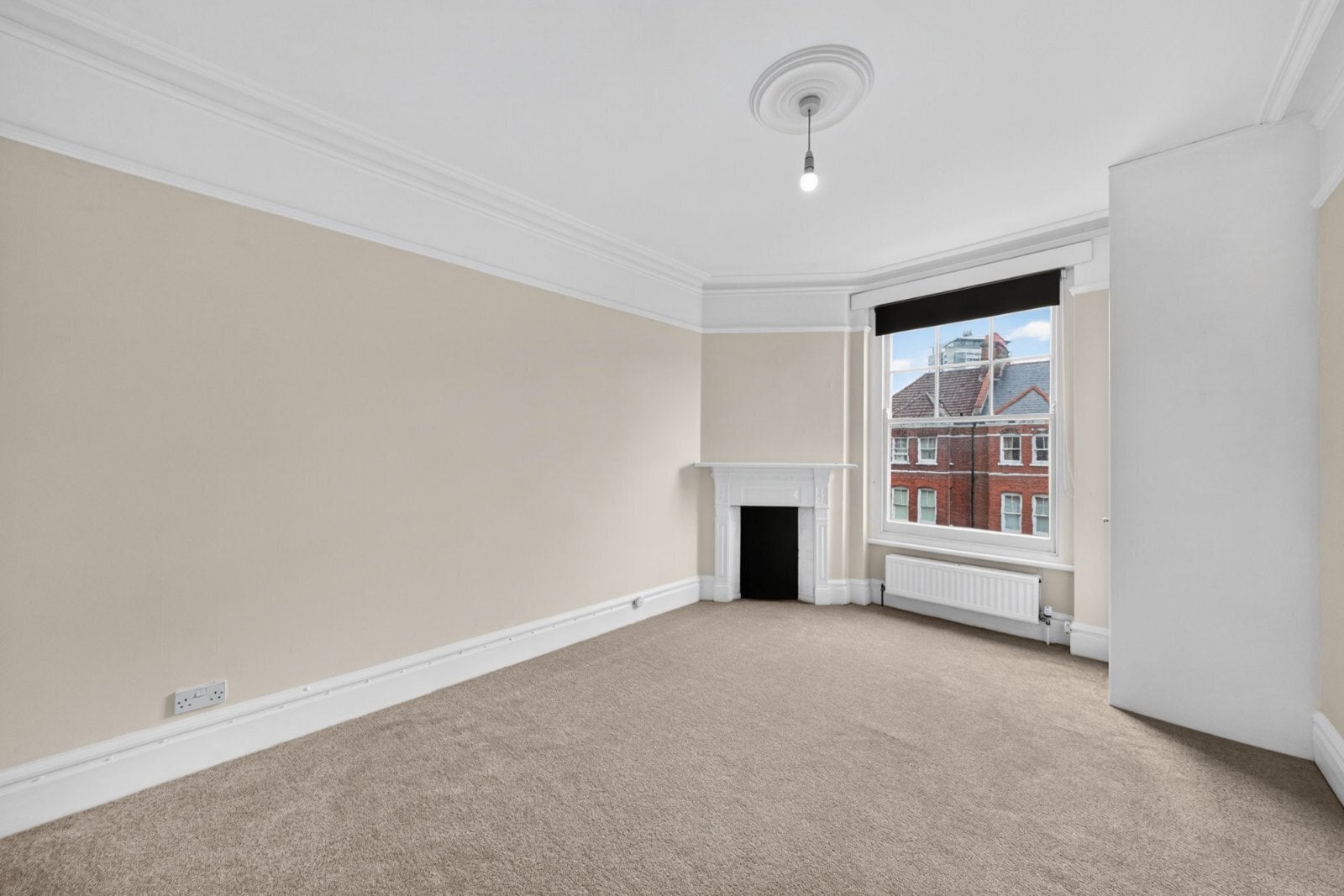 Flat Cambridge Road in Greater London