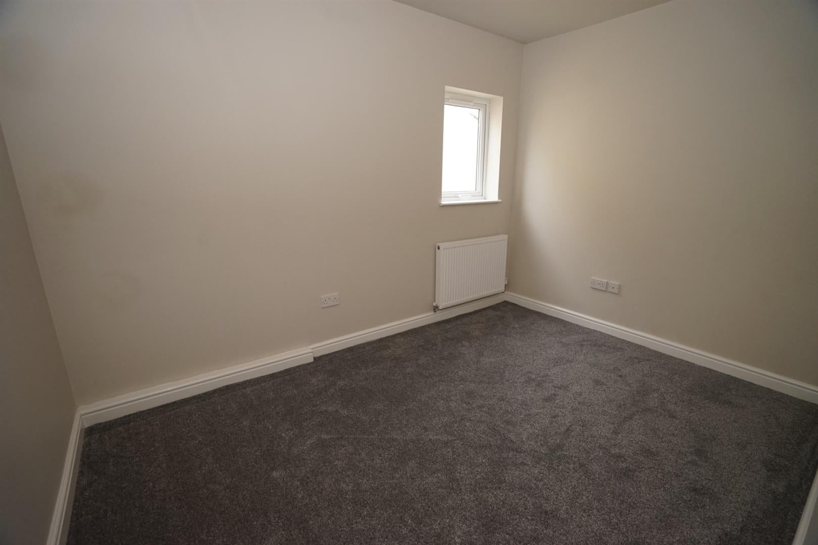 Flat Manchester Road in Blackrod