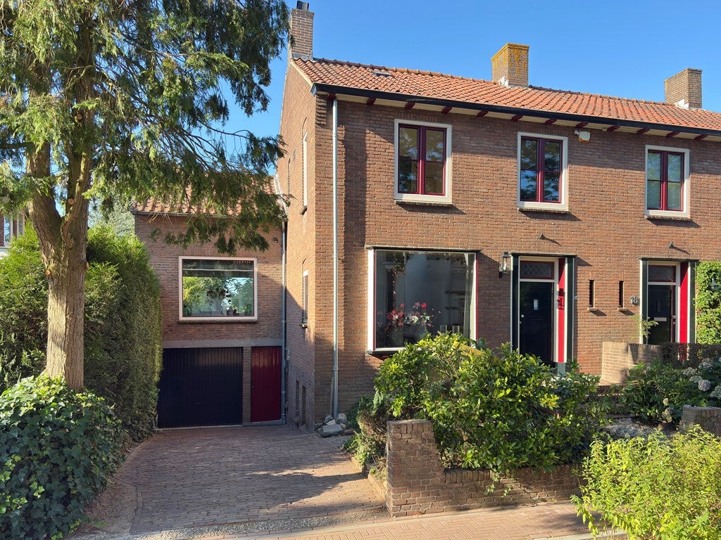 Huis Bruine Engseweg 20 in Rhenen