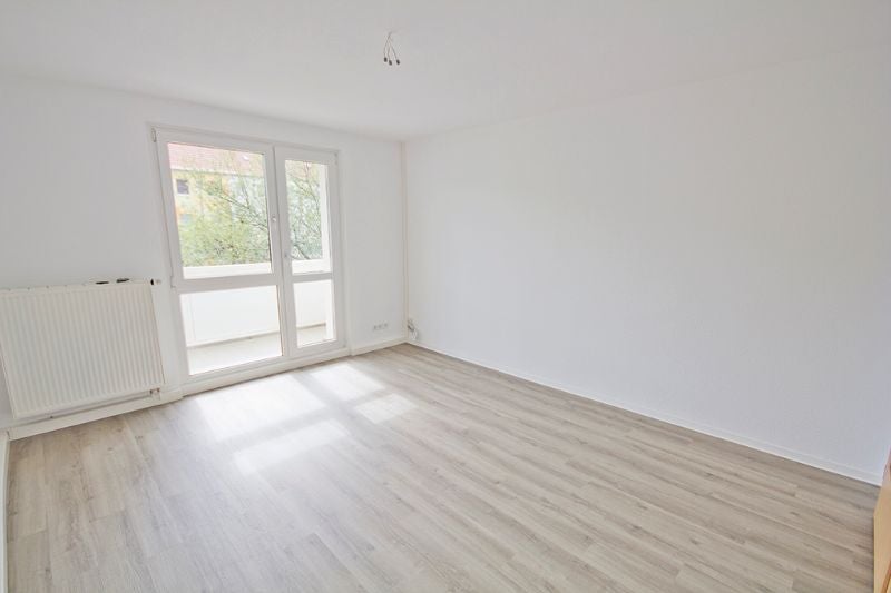Zimmer Paul-Suhr-Straße in Halle (Saale)