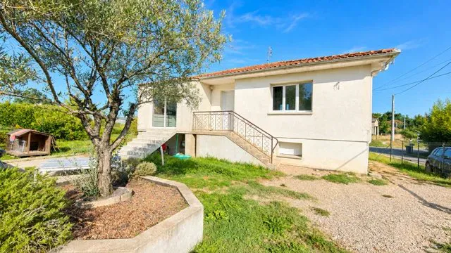 Maison Route de Sainte-Livrade sur Lot à Casseneuil