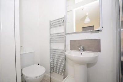Flat Eglantine Avenue in Belfast