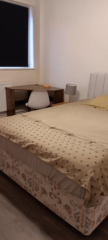 Room Cavendish Street in Greater London