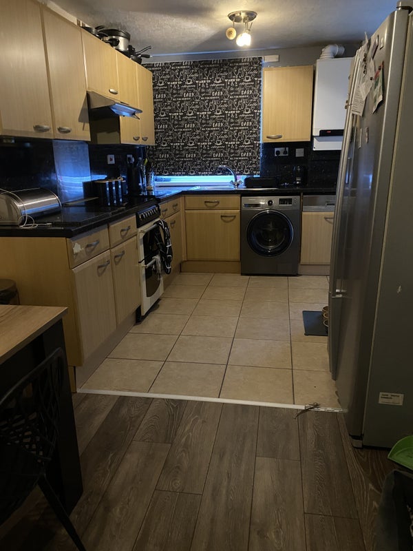 Flat Beale Close in Birmingham