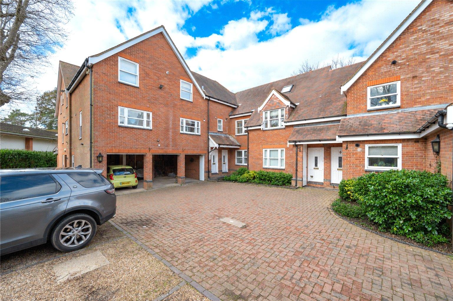 Flat Ramsey Lodge Court in St Albans