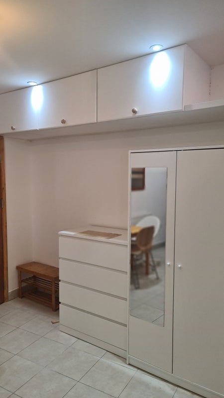 Room Essex Road in Greater London
