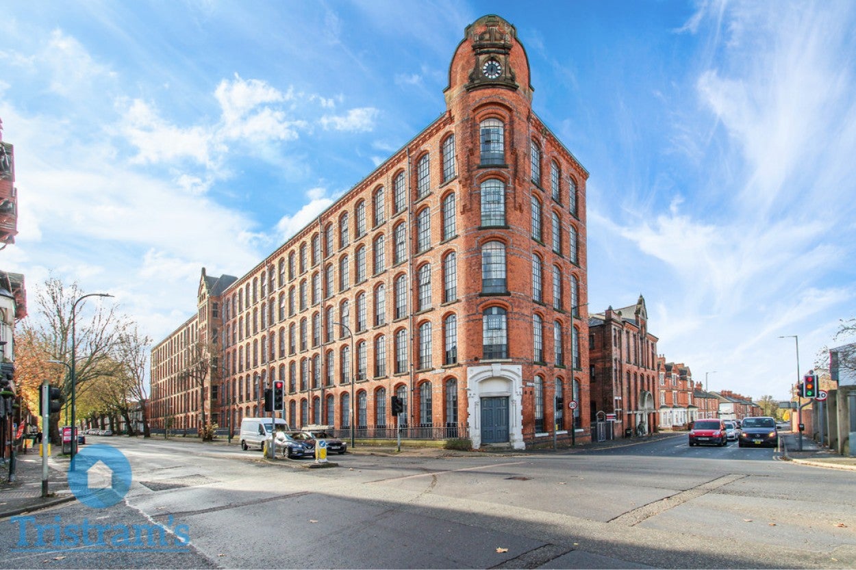Flat Hartley Road in Nottingham