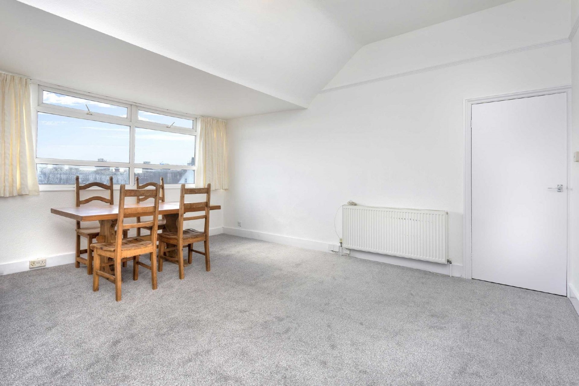 Flat Wilbury Avenue in Portslade by Sea