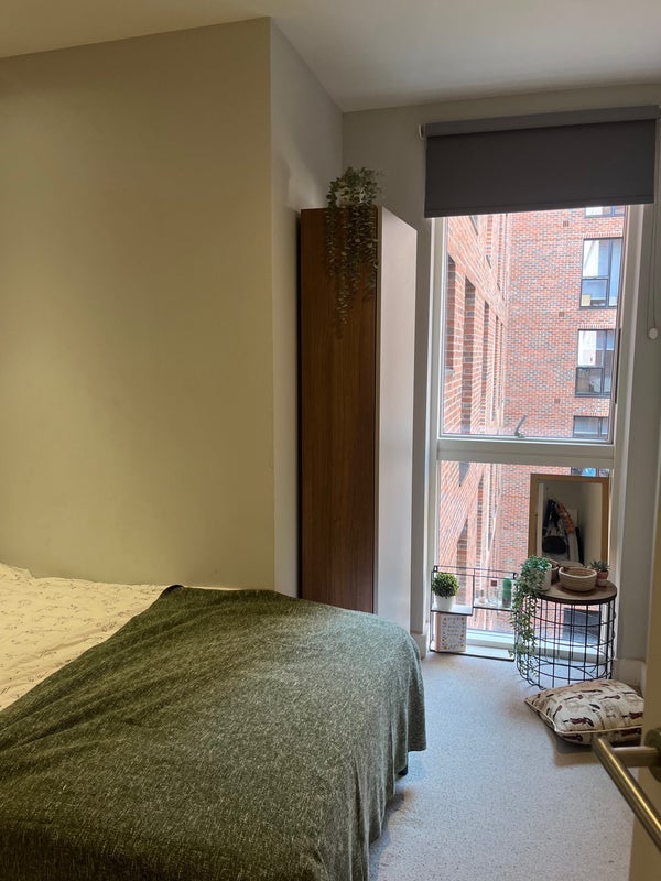 Room Martel Place in Greater London