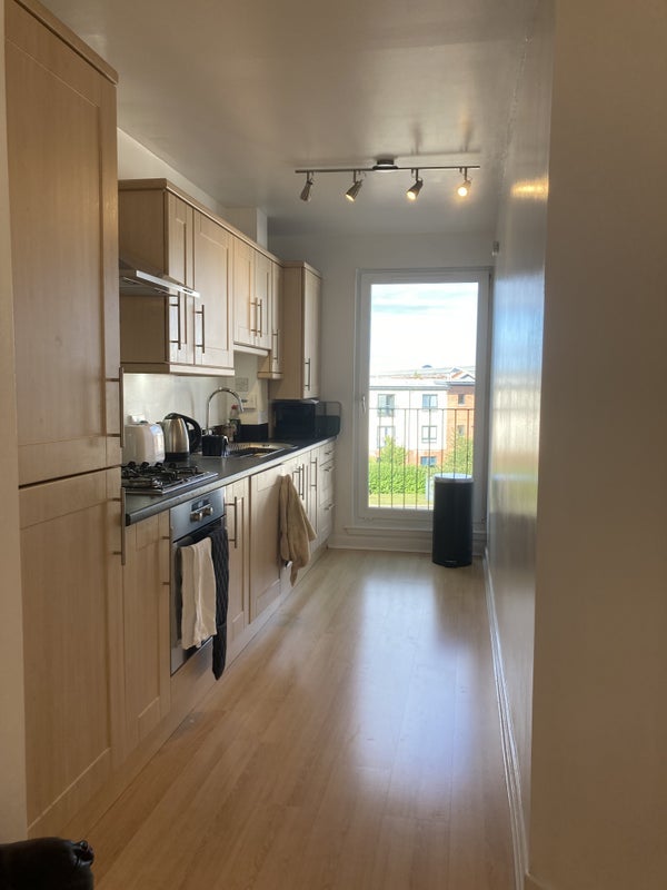 Room New Mart Gardens in City of Edinburgh