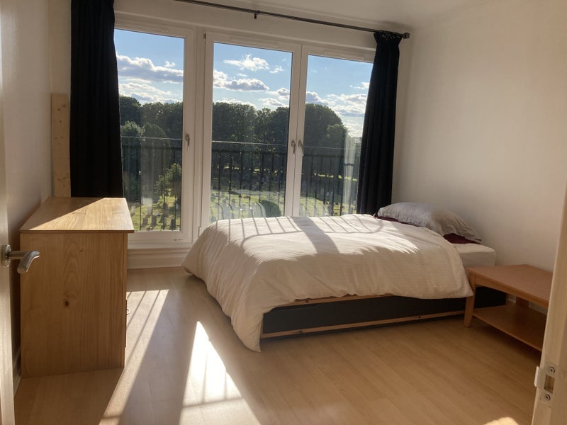Room New Mart Gardens in City of Edinburgh