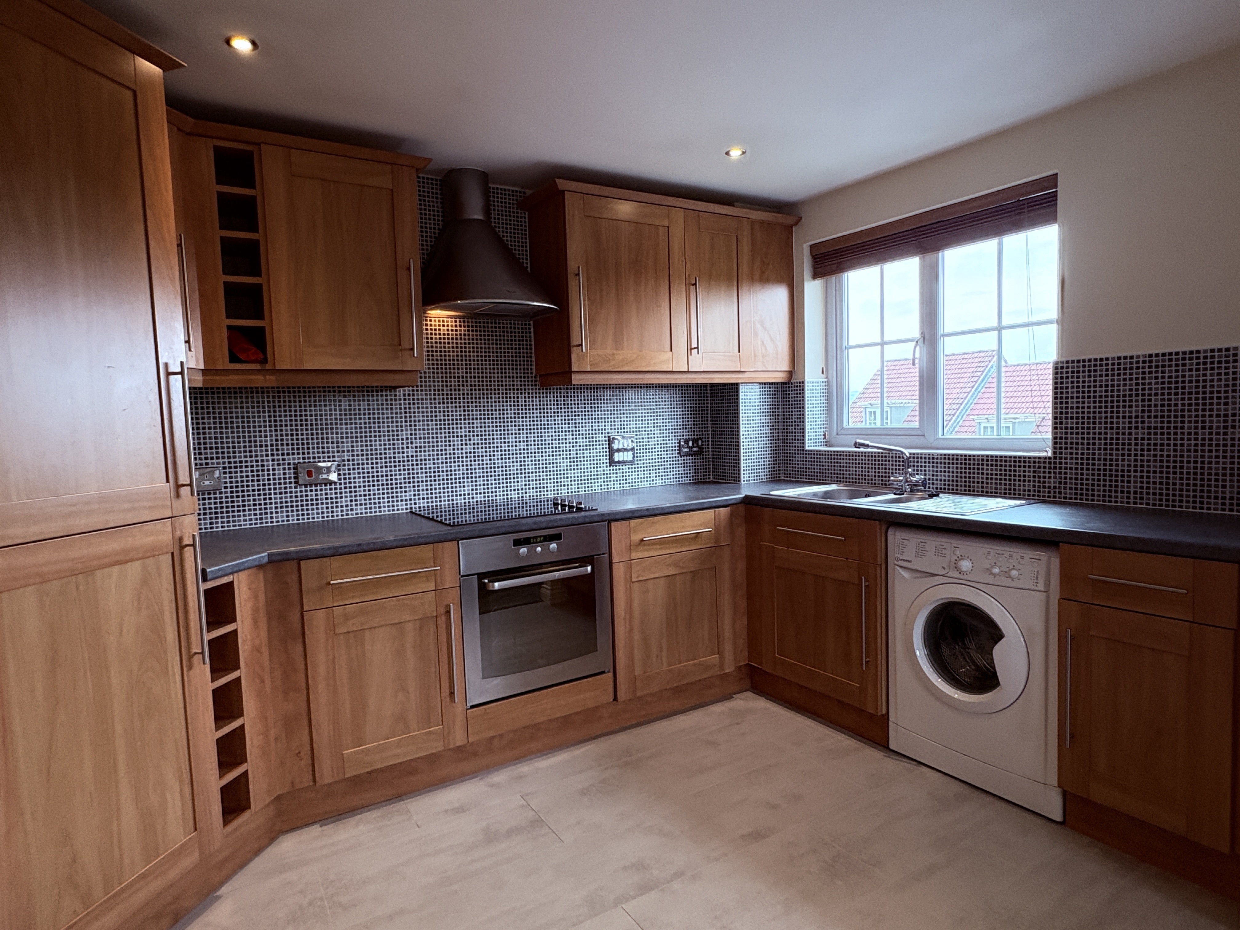 Flat Dingle Close in Radcliffe