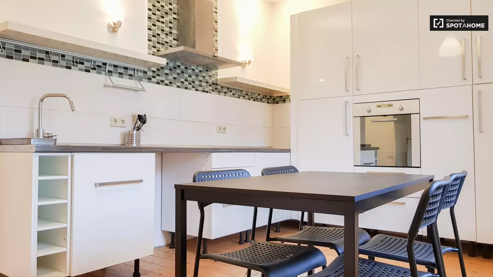 Wohnung Aronsstraße in Berlin