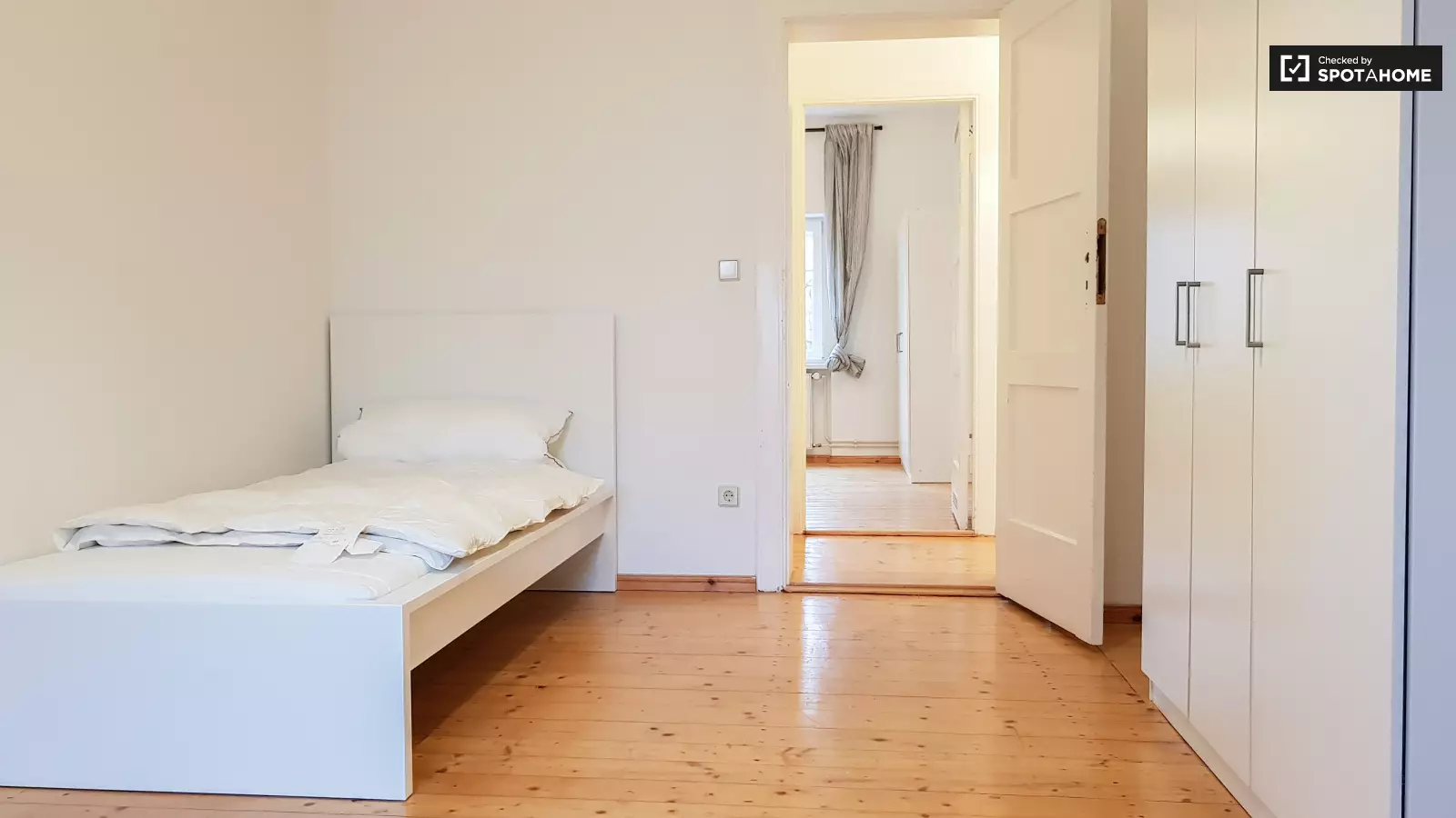 Wohnung Aronsstraße in Berlin