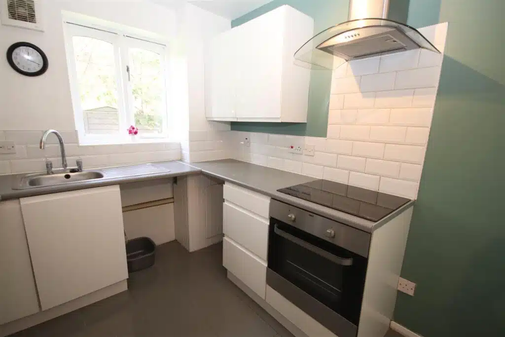Flat Joyce Green Lane in Dartford