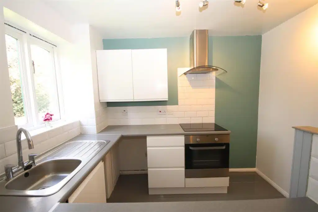 Flat Joyce Green Lane in Dartford