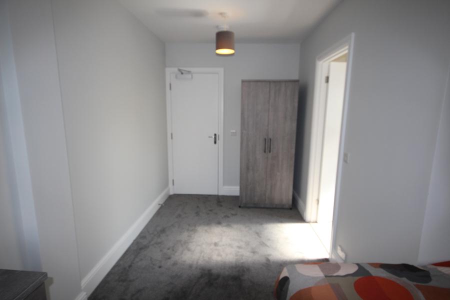 Room Shobnall Street in East Staffordshire