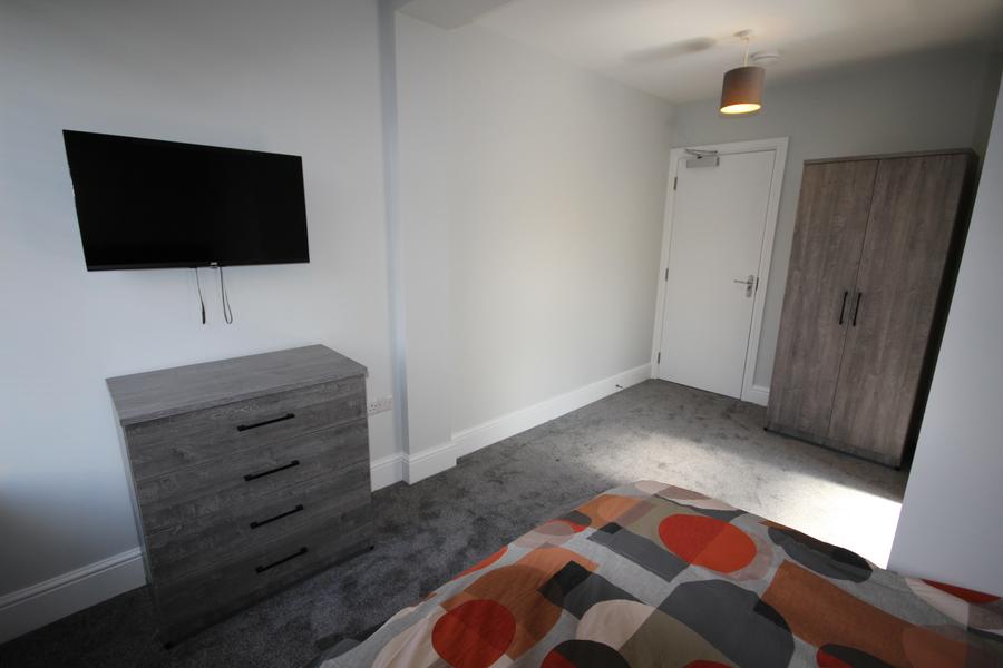 Room Shobnall Street in East Staffordshire