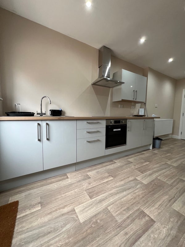 Room Millbrook Road in Birmingham
