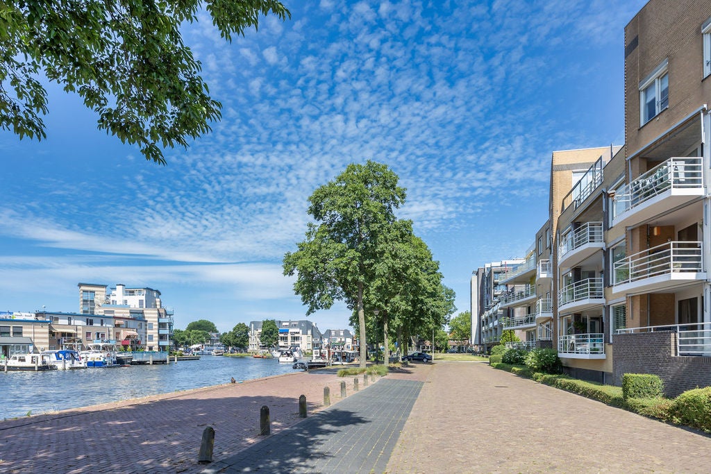 Appartement te koop: Flitsstraat 42, Sneek