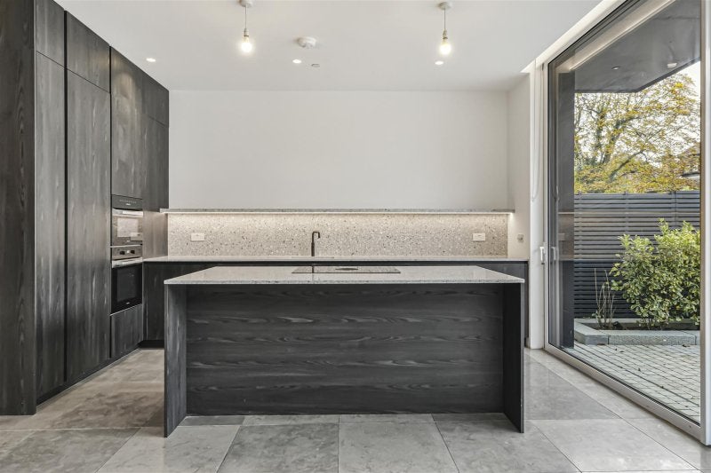 House Finchley Road in Greater London