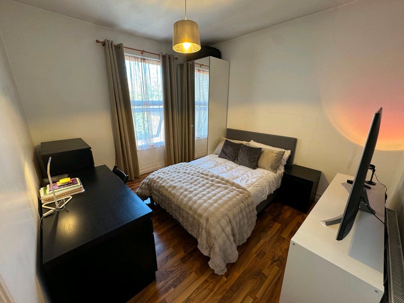 Room Townsend Road in Greater London