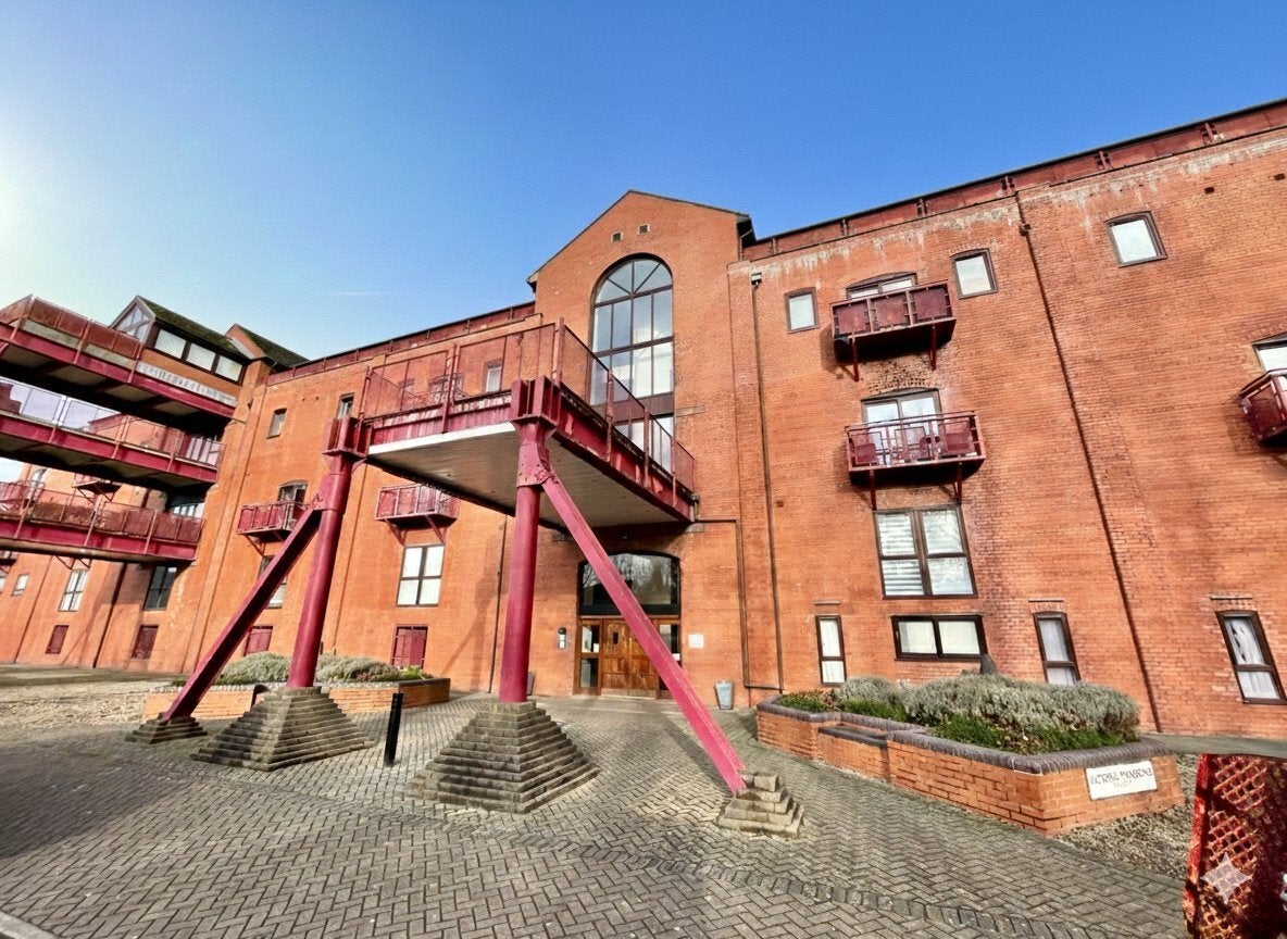 Flat Navigation Way in Preston