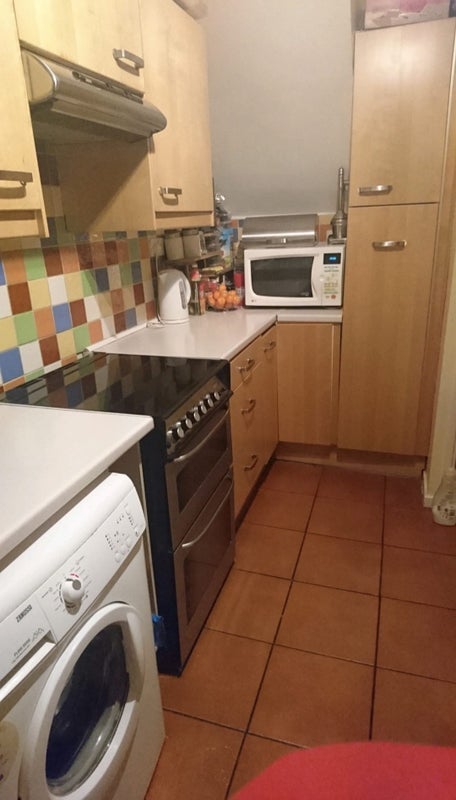 Room Wrights Road in Greater London