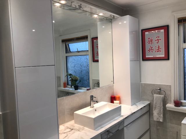 Room Carlton Road in Greater London