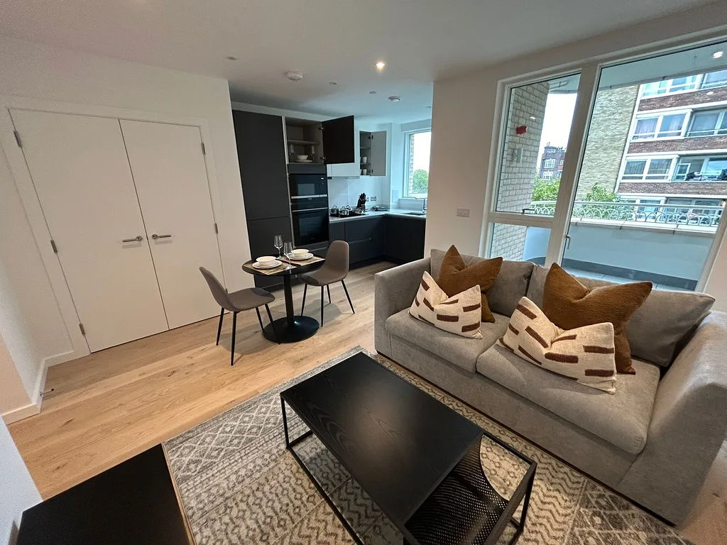 Flat Belmont Street in Greater London