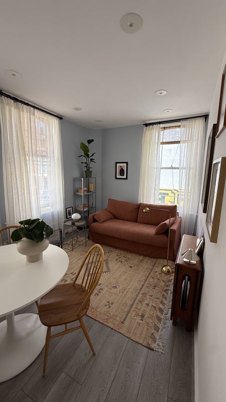 Room Cheshire Street in Greater London