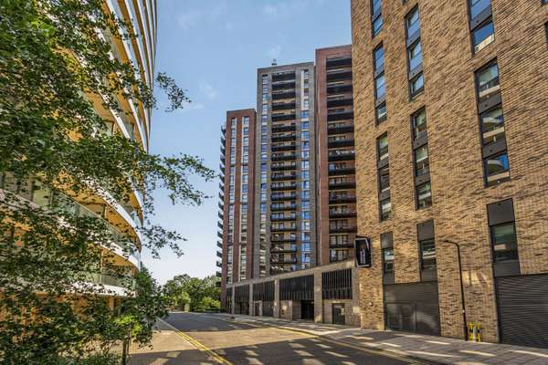 Flat North End Road in Greater London
