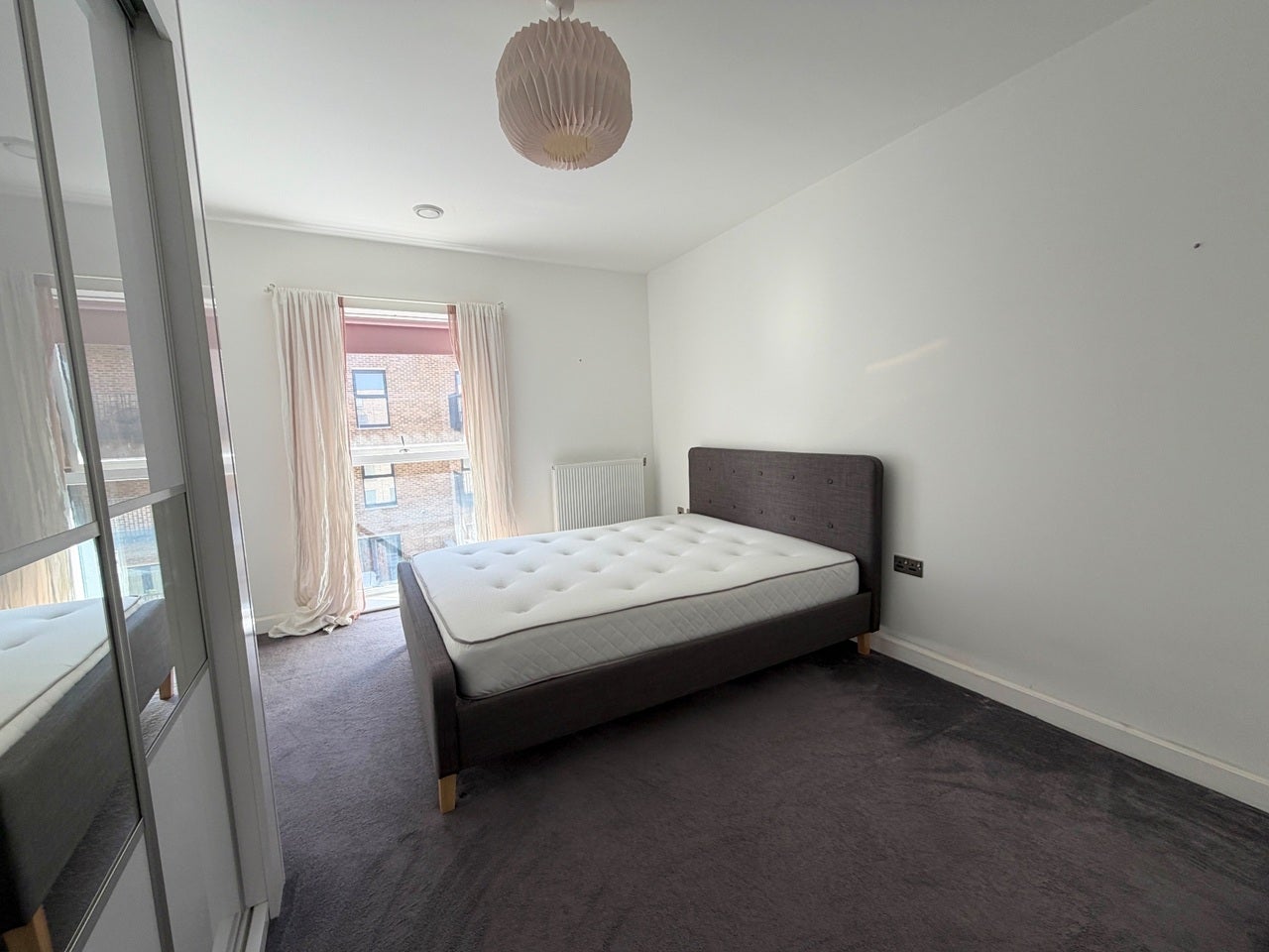Flat Rolfe Terrace in Greater London