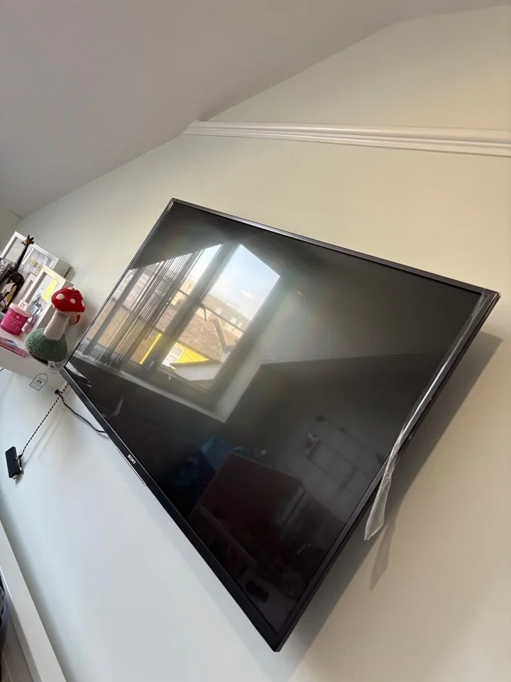 Room Sandfield Passage in Greater London