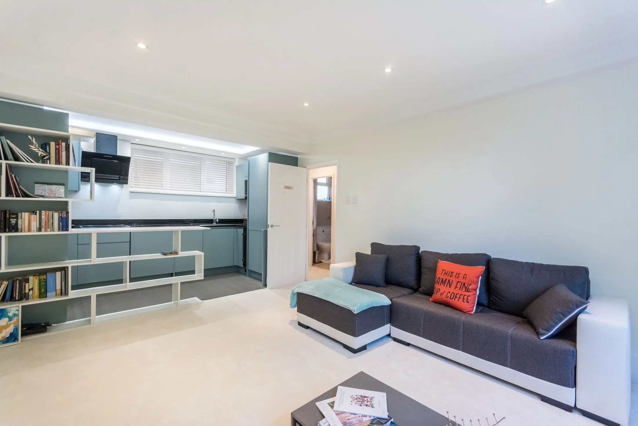 Flat Maida Vale in City of Westminster