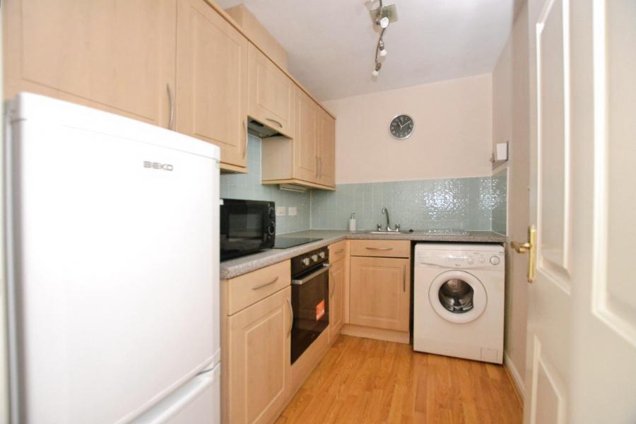 Flat Inglis Green Gait in City of Edinburgh