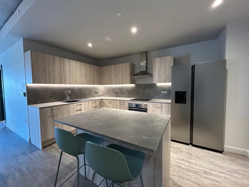 Room Marley Street in Greater London