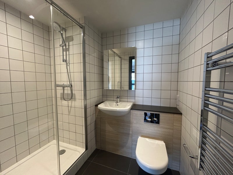 Room Marley Street in Greater London