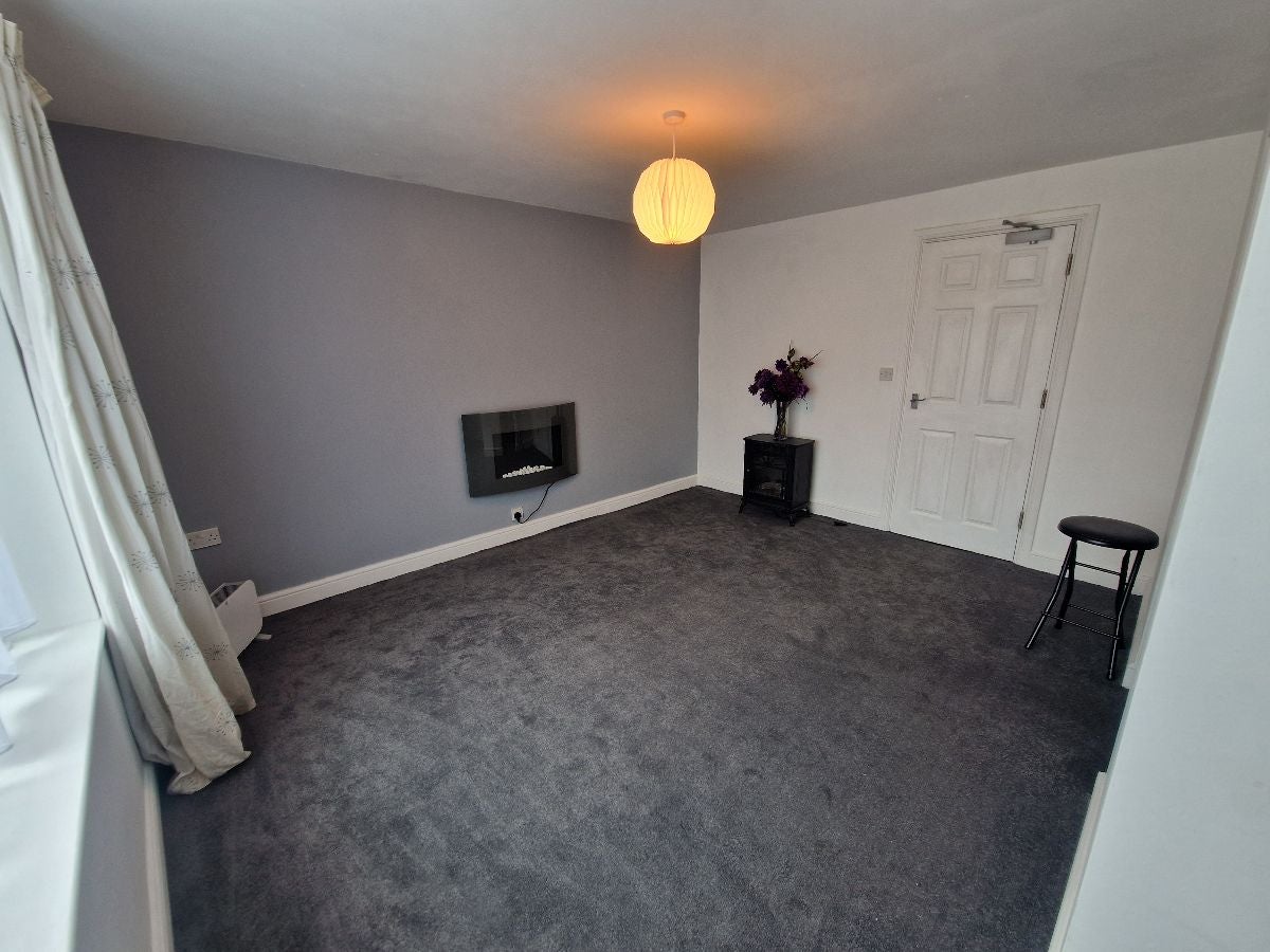 Flat Lanchester Gardens in Bassetlaw