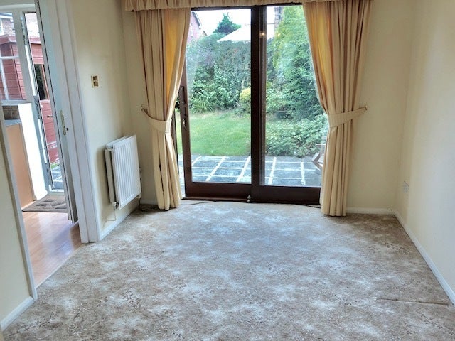 House Field Farm Close in Bristol