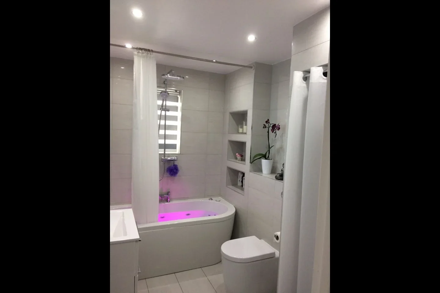 Flat Jade Close in Greater London