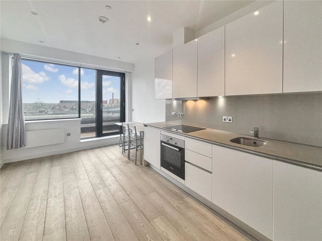 Flat Bath Road in Slough