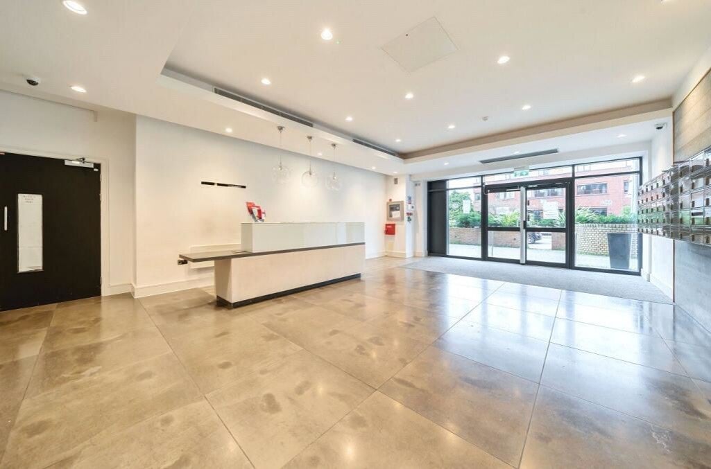 Flat Bath Road in Slough