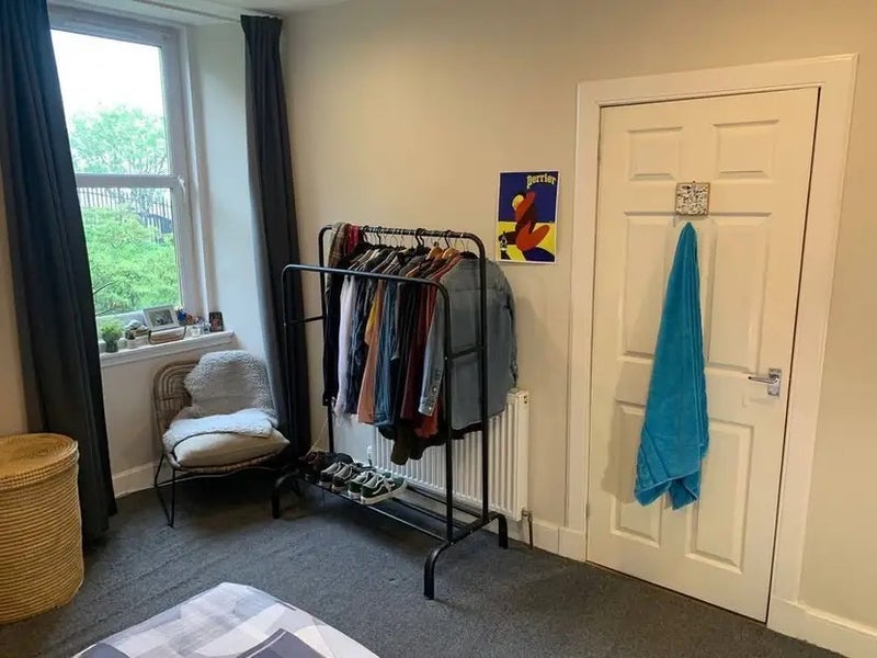 Room King's Road in City of Edinburgh