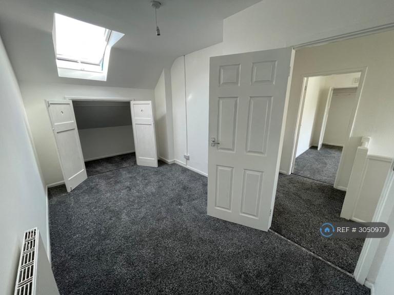 Flat Chingford Road in Nottingham