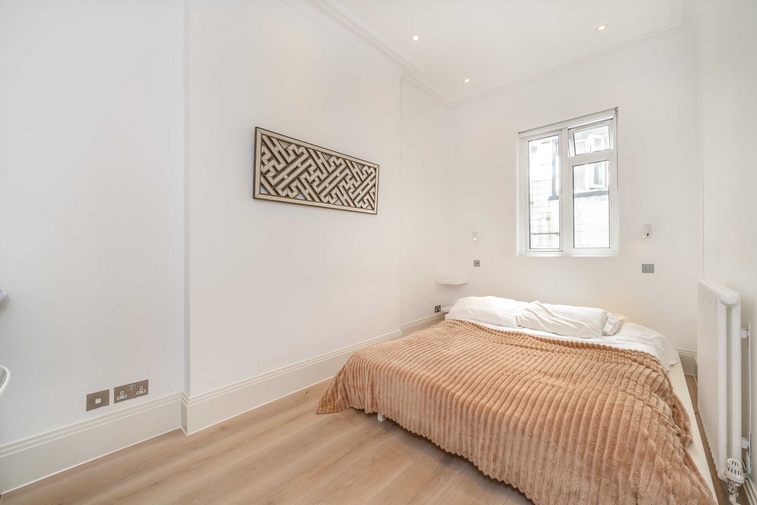 Flat Ennismore Gardens in City of Westminster
