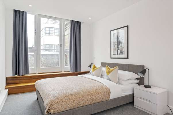 Flat Minories in City of London