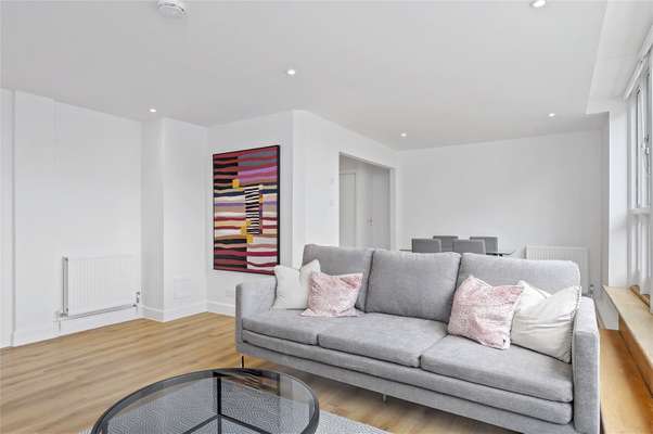Flat Minories in City of London