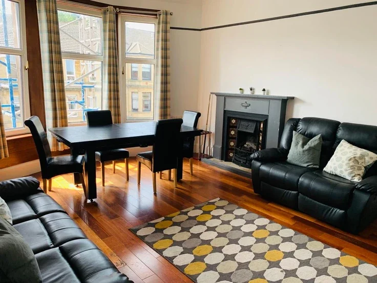 Flat Barterholm Road in Paisley