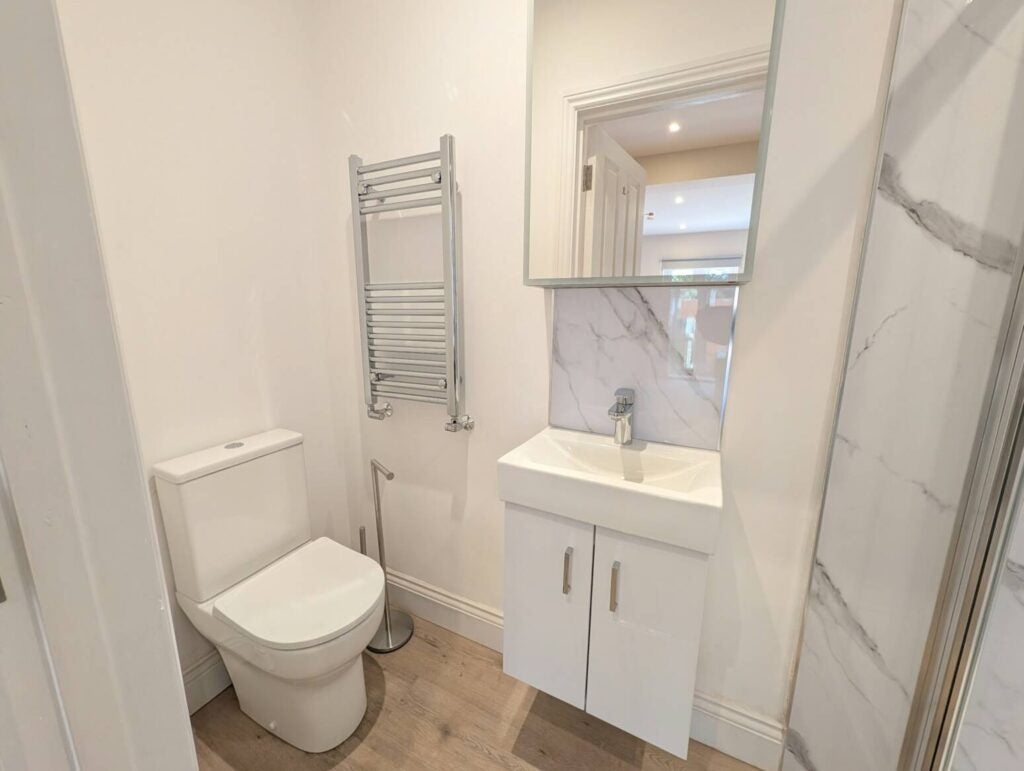 Room Villiers Road in Greater London